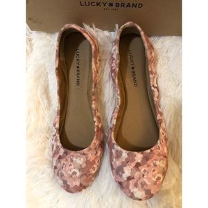 Lucky Emmie Flats